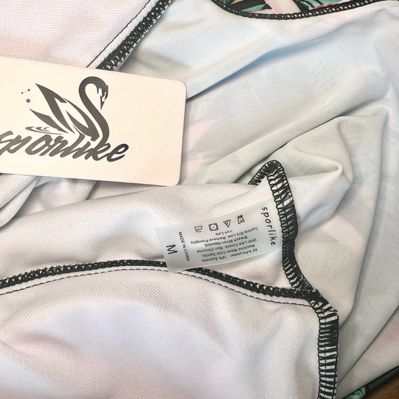 Medium Ruffle One Piece - Picture 5 of 6